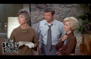 Dear Libby Pays the Bradys a Visit!