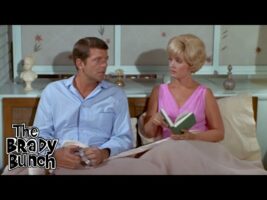 Mike and Carol Brady Switch Parenting Rolls!