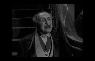 The Munsters – S01E01 – Munster Masquerade